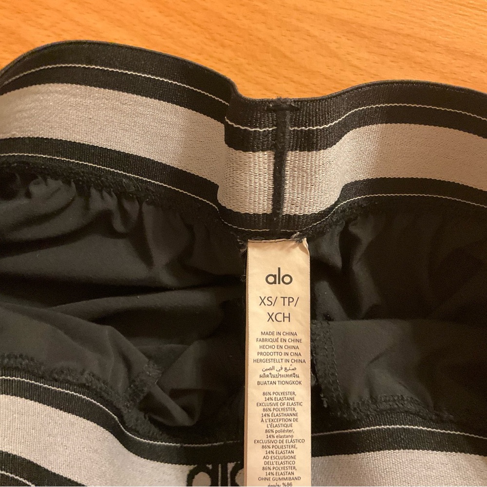 Alo Yoga Suit Up Trouser (Long) Black XS - Picture 7 of 10
